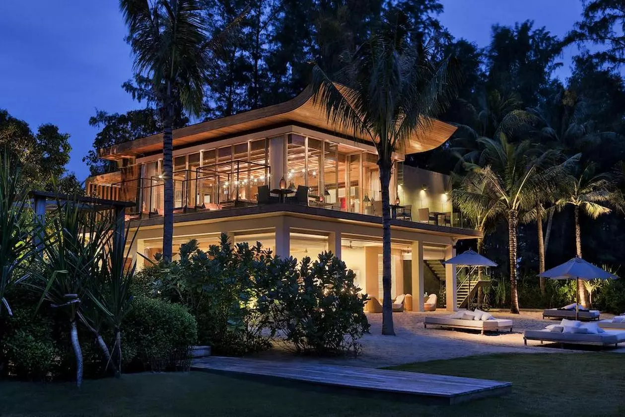 RENAISSANCE_SHABAVIZ (19).jpg